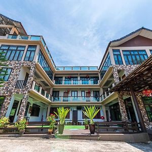 Bentong Eco Wellness Resort 14Room 69Pax By Verano Homestay