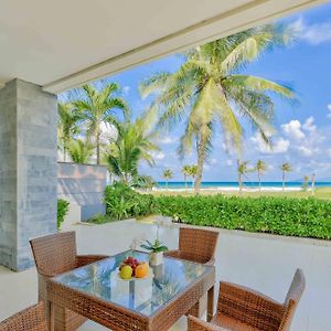 Dreamy Beach Villas And Resort